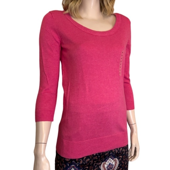 GAP Pullover Sweater Soft Cotton Rayon Blend Rose Fuchsia Bracelet Length Sleeve - Picture 3 of 14